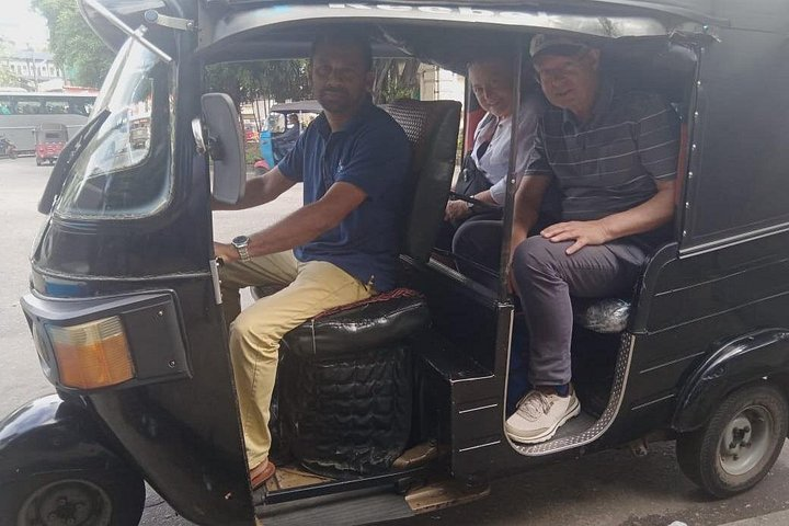 Tuk Tuk Tour to Colombo City from Colombo Port Passenger Terminal - Photo 1 of 25